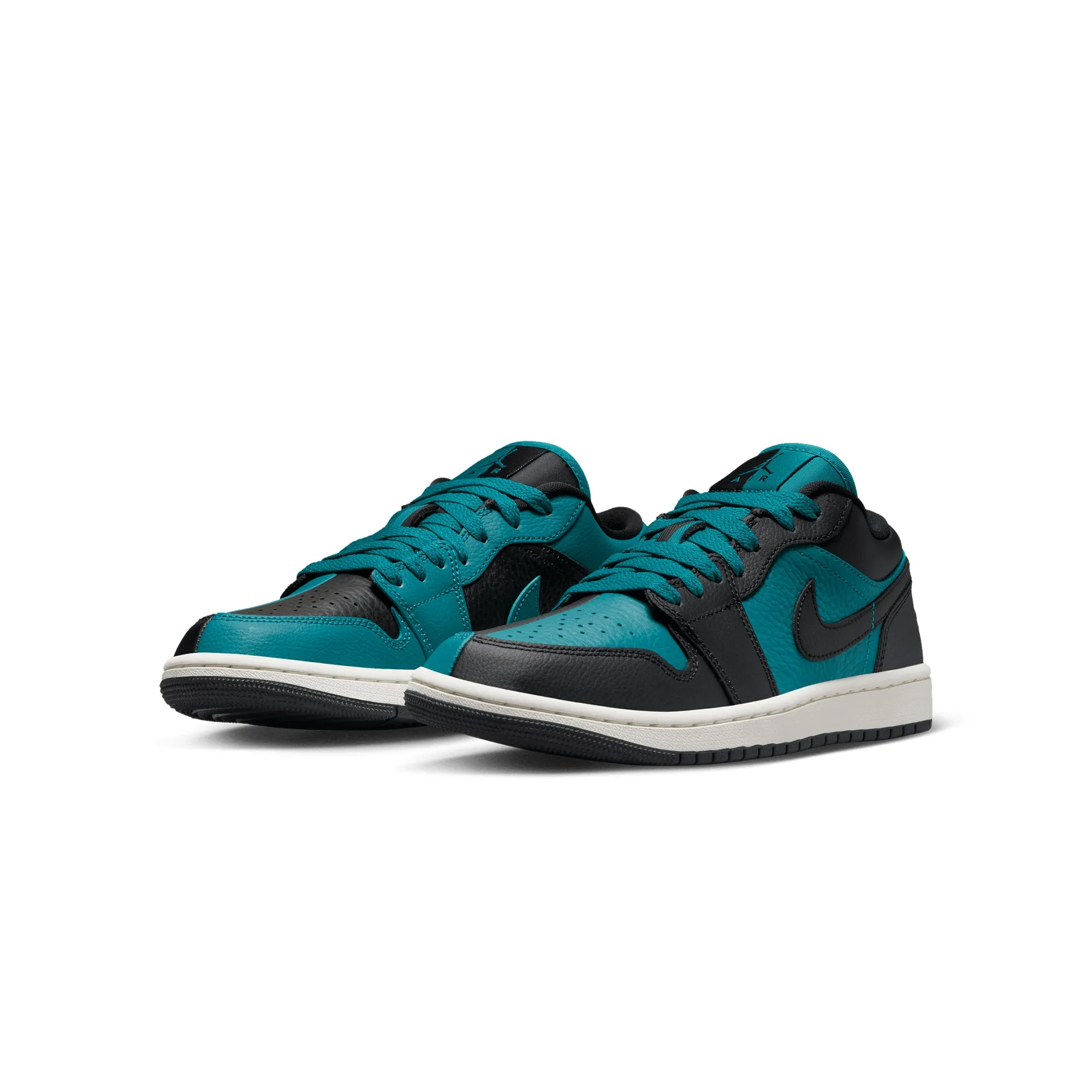 Air Jordan Womens 1 Low SE Shoes