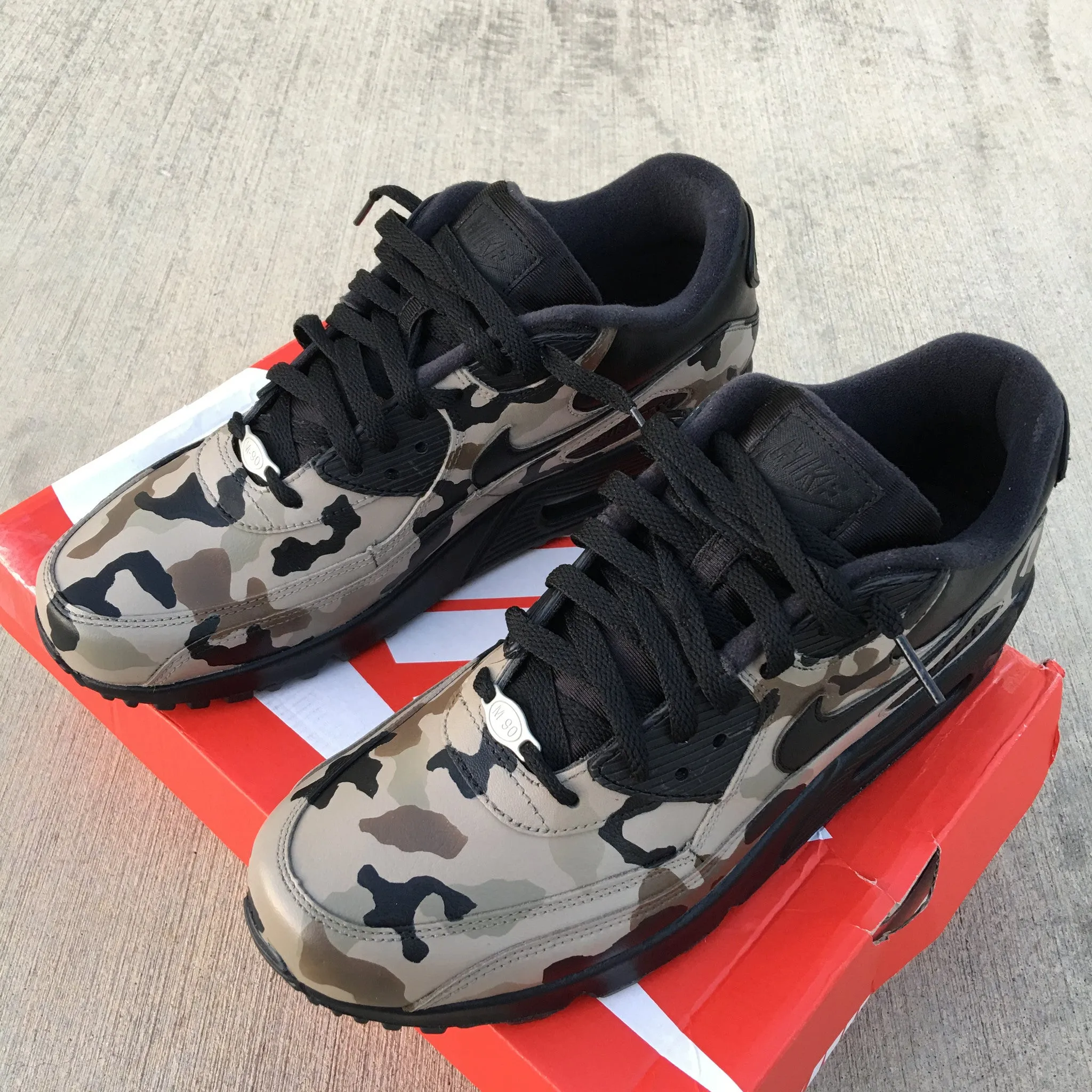 Custom Painted Desert Camo Nike Air Max 90 Sneakers