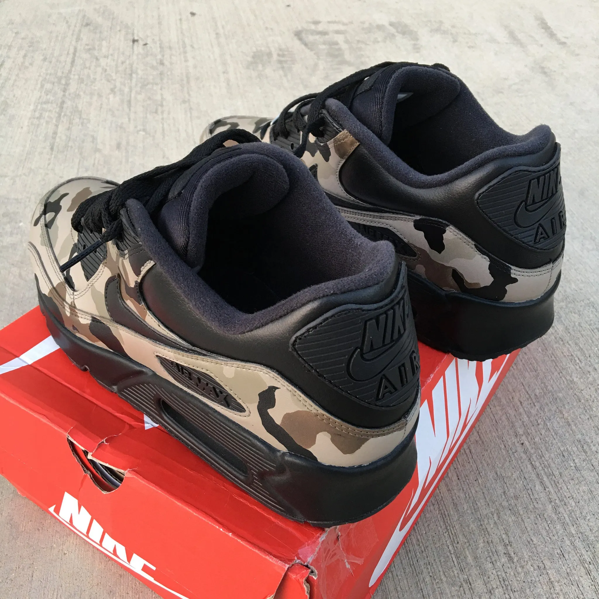 Custom Painted Desert Camo Nike Air Max 90 Sneakers