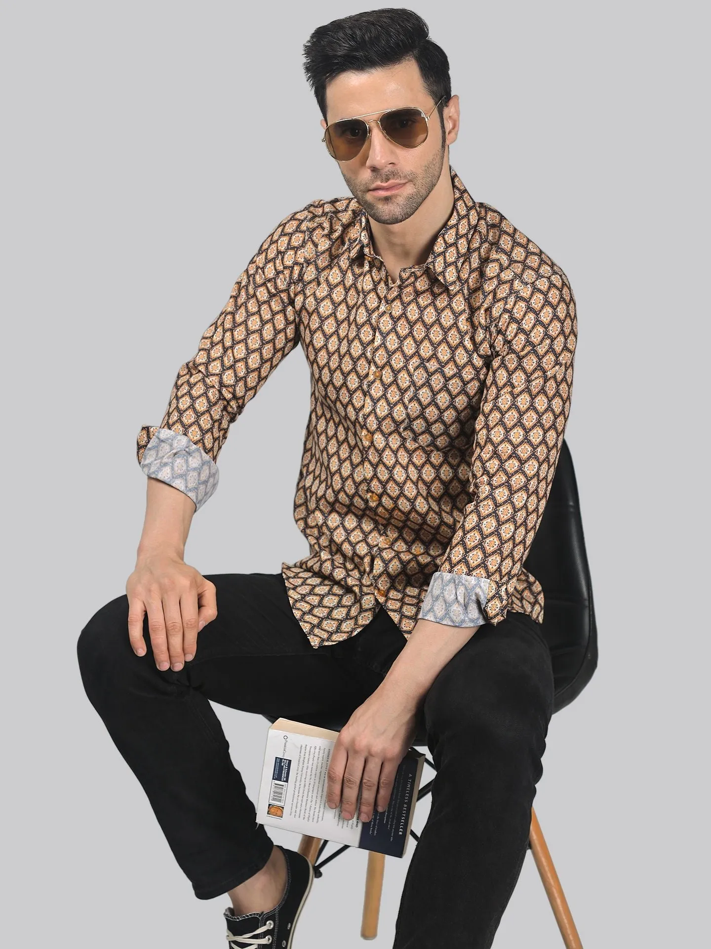 Edgy-romantic Men's Printed Full Sleeve Cotton Button-Up Shirt For Men