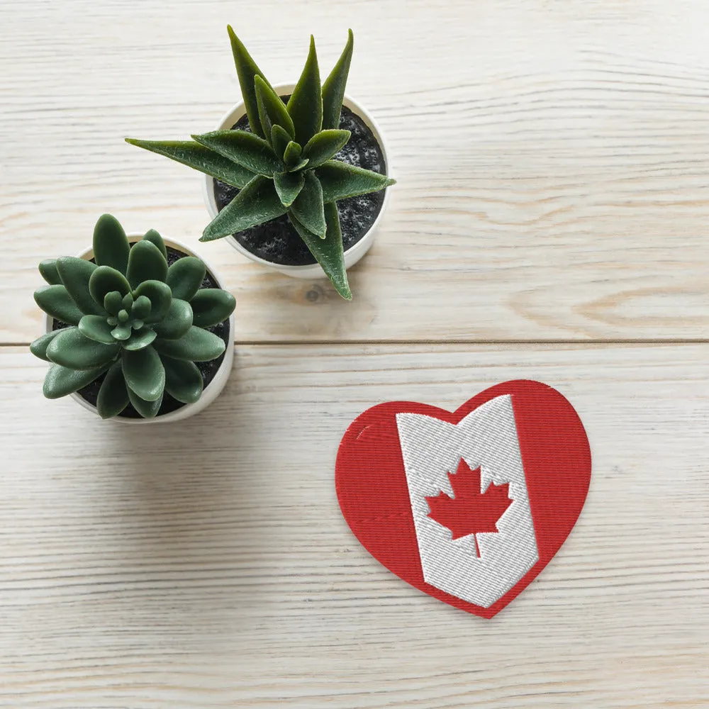 High Quality Heart-Shaped Embroidered Canada Flag Patch