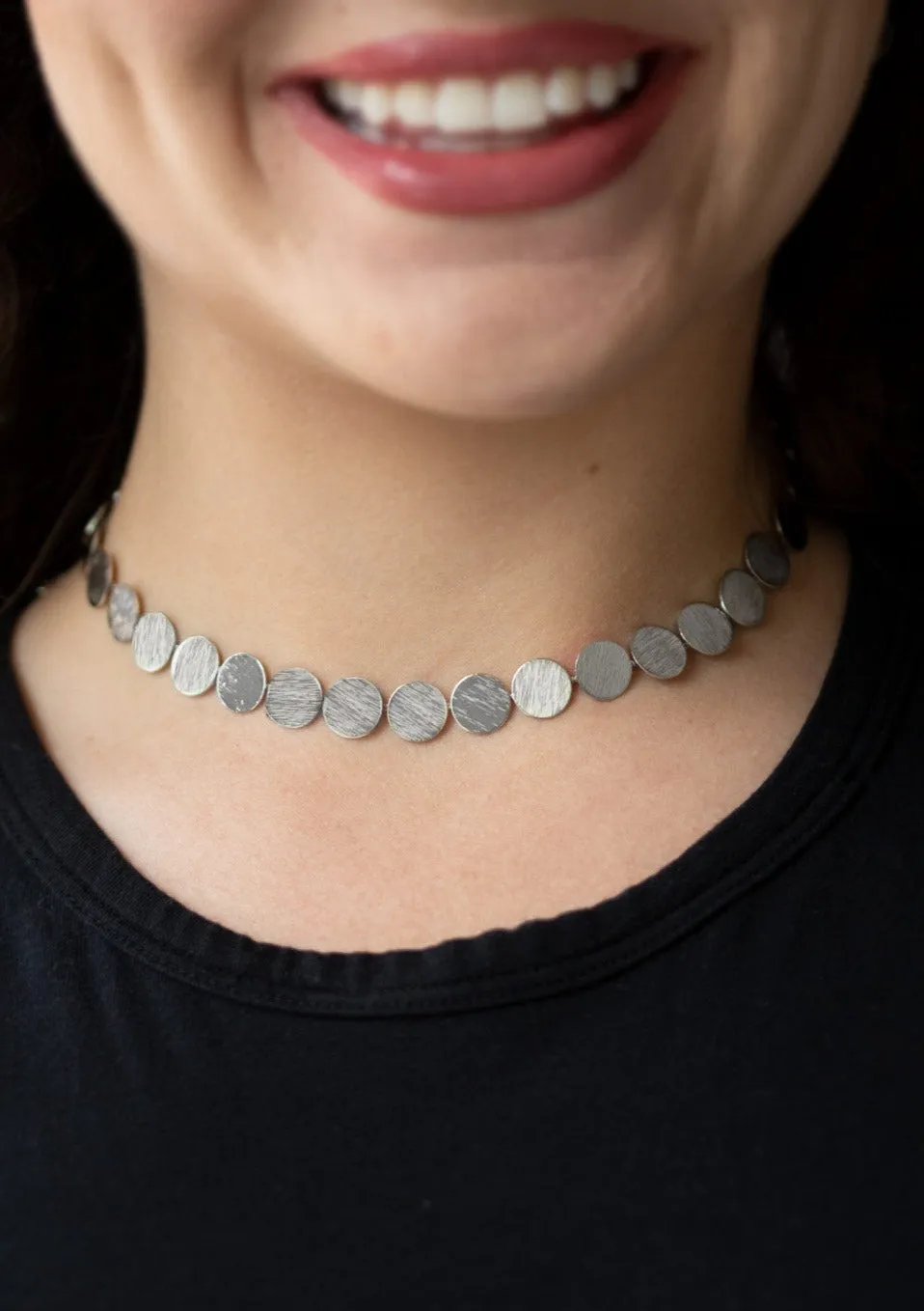 Spot Check Silver Choker Necklace Set