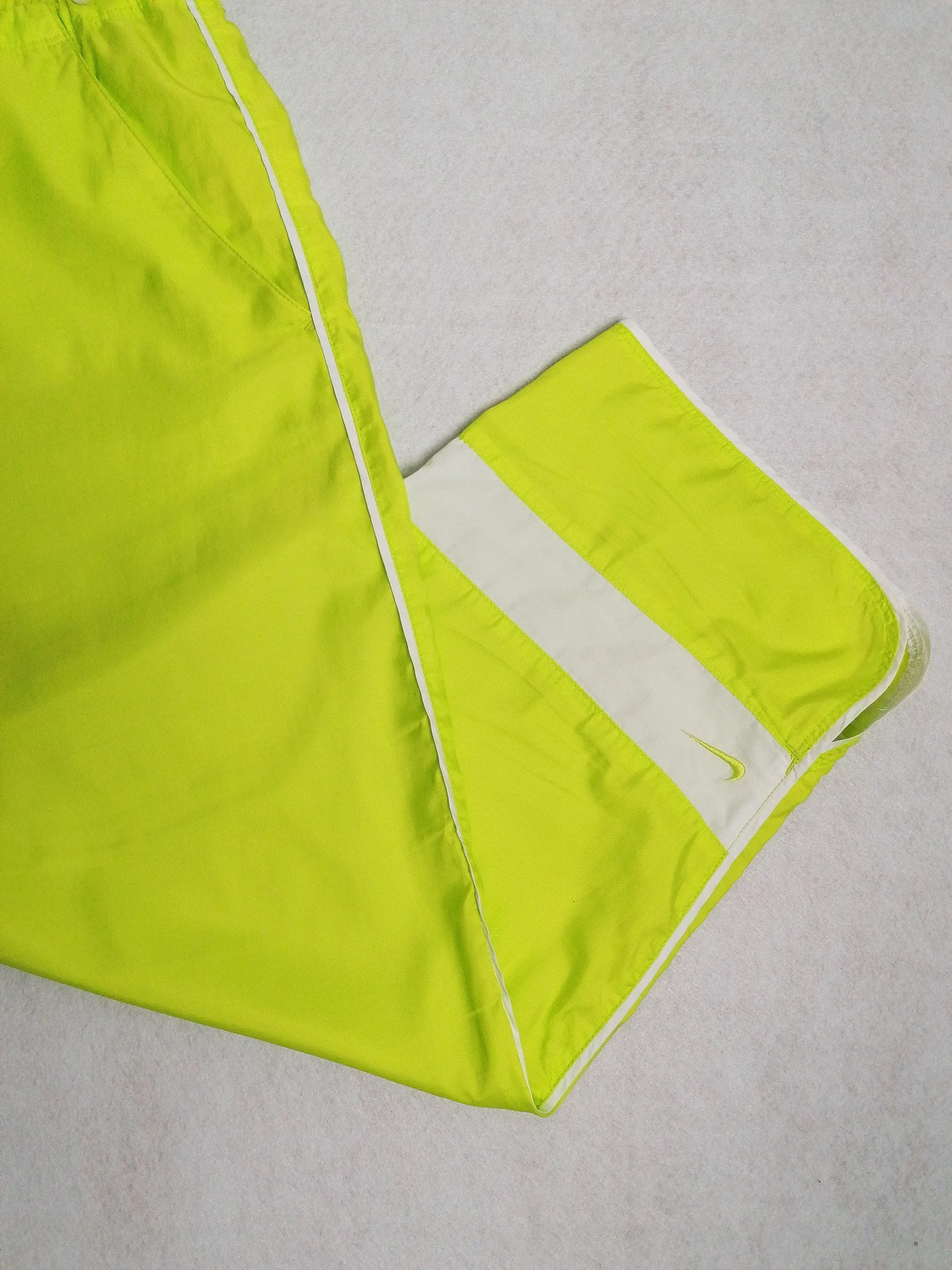 Y2K NIKE Hi-viz Baggy Soft Shell Pants Neon Green - size L / UK 12-14