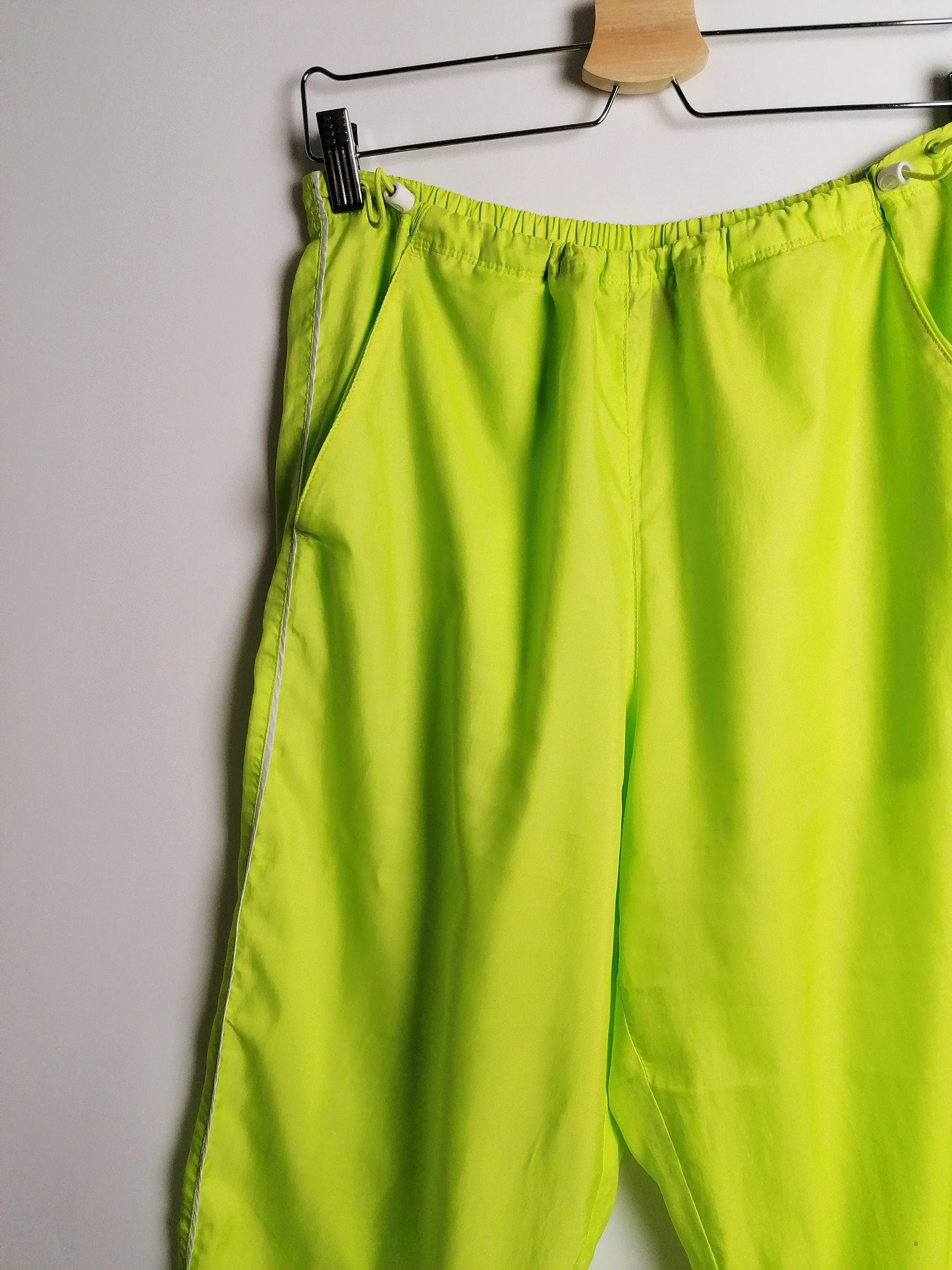 Y2K NIKE Hi-viz Baggy Soft Shell Pants Neon Green - size L / UK 12-14